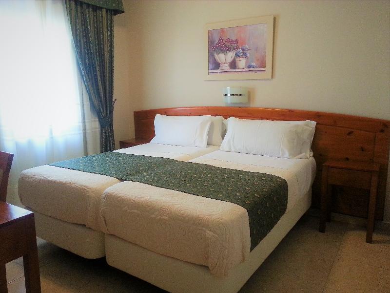 Hotel Alameda Малага Экстерьер фото