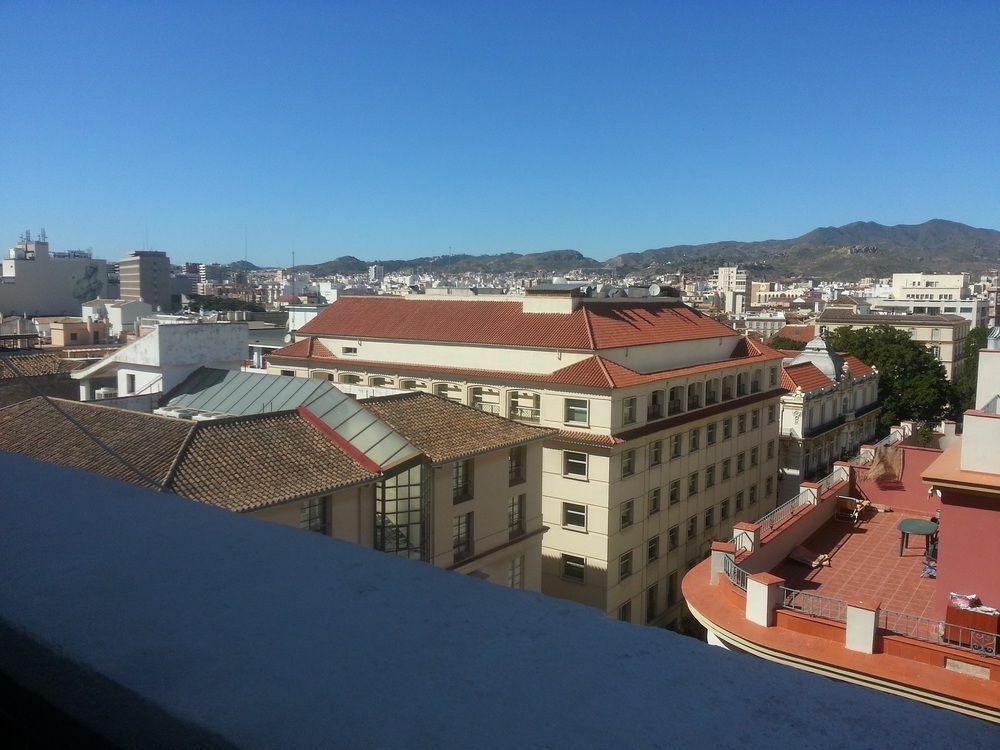 Hotel Alameda Малага Экстерьер фото
